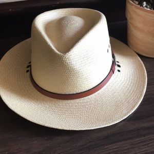 Men’s Col. Littleton straw hat with leather detail